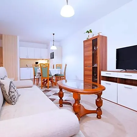 Bałtycka6 *